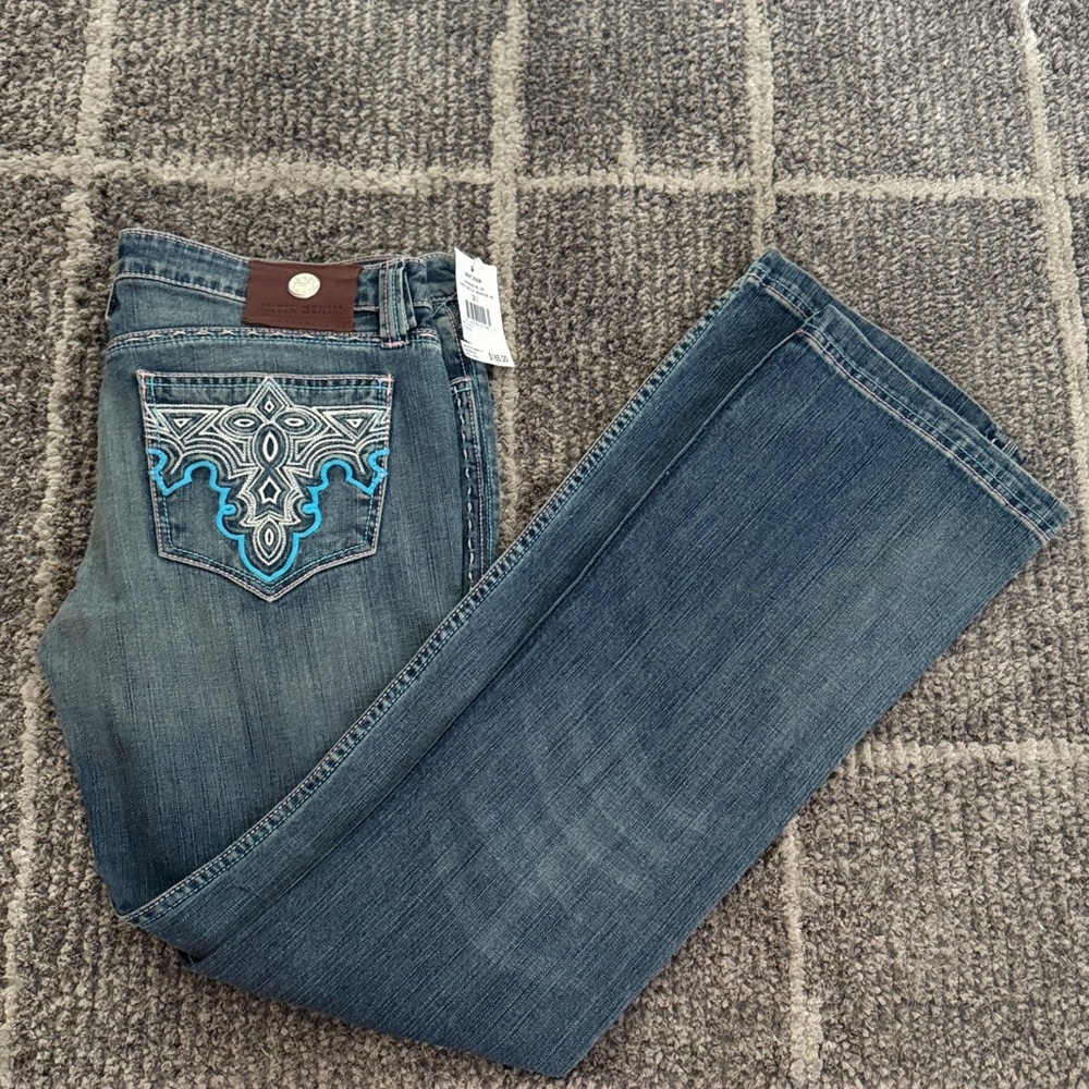 Antik Denim NWT Embroidered Jeans Y2K Designer Denim – MSRP $165